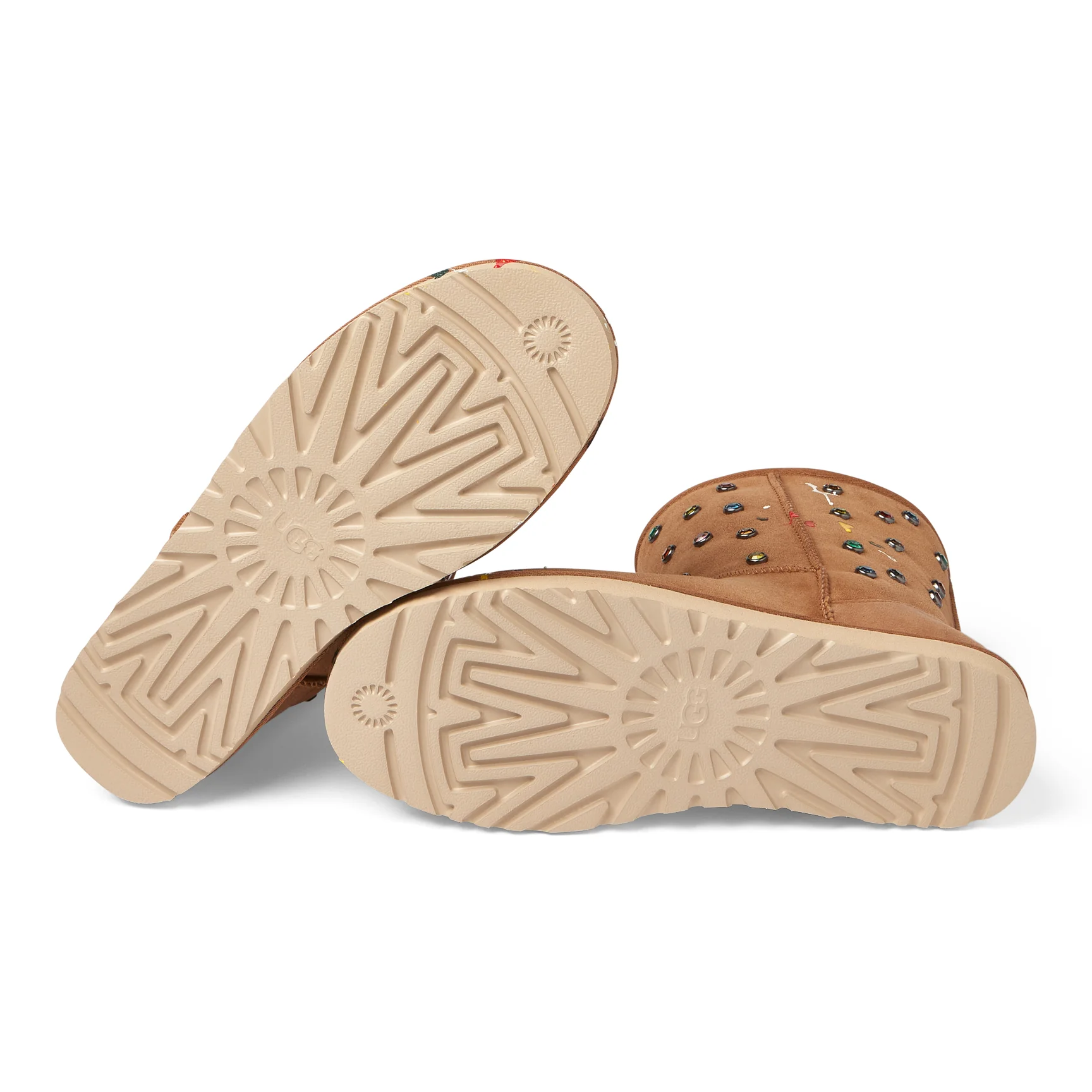 UGG GALLERY DEPT CLASSIC SHORT CHESTNUT SUEDE - Image 9