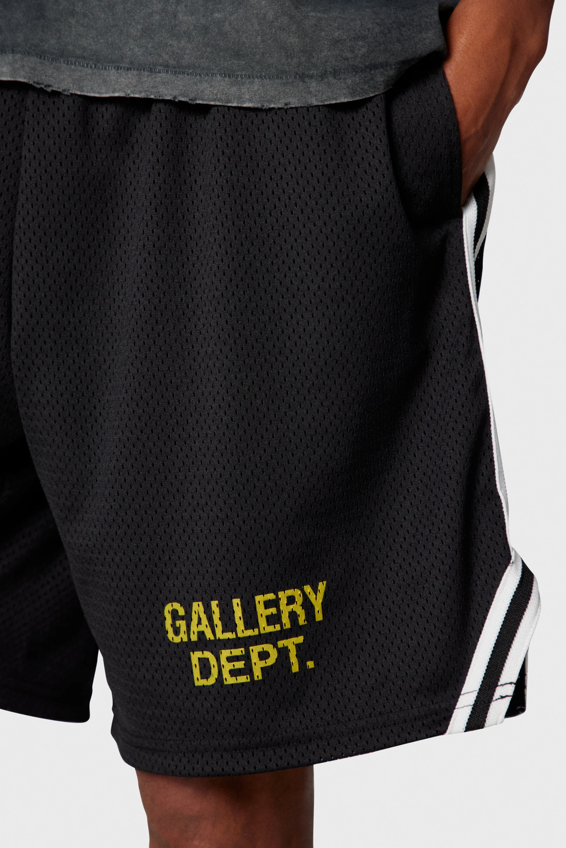 VENICE COURT SHORTS - Image 5